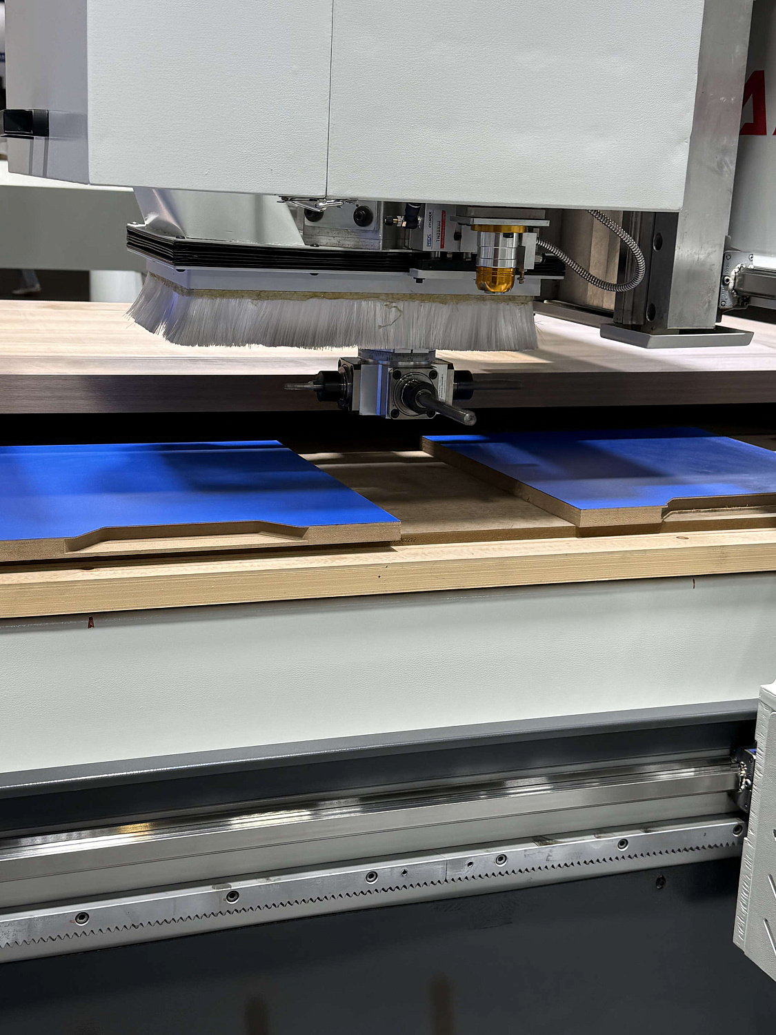 SKG-506TC.  Обрабатывающий центр с ЧПУ С-ось 360 градусов