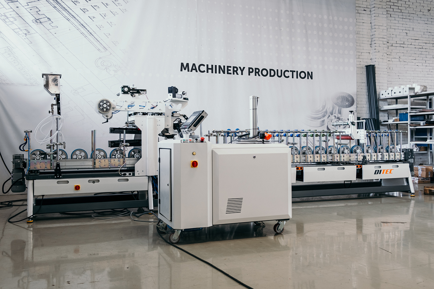 Станок окутывания профильных погонажных изделий DITEC Line 6000/А PUR