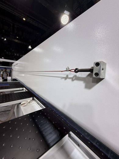 Раскроечный центр HuaHua HP330CL (с задней загрузкой)