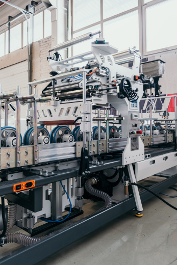 Станок окутывания профильных погонажных изделий DITEC Line 6000/А PUR