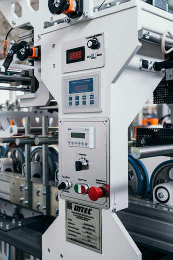 Станок окутывания профильных погонажных изделий DITEC Line 6000/А PUR