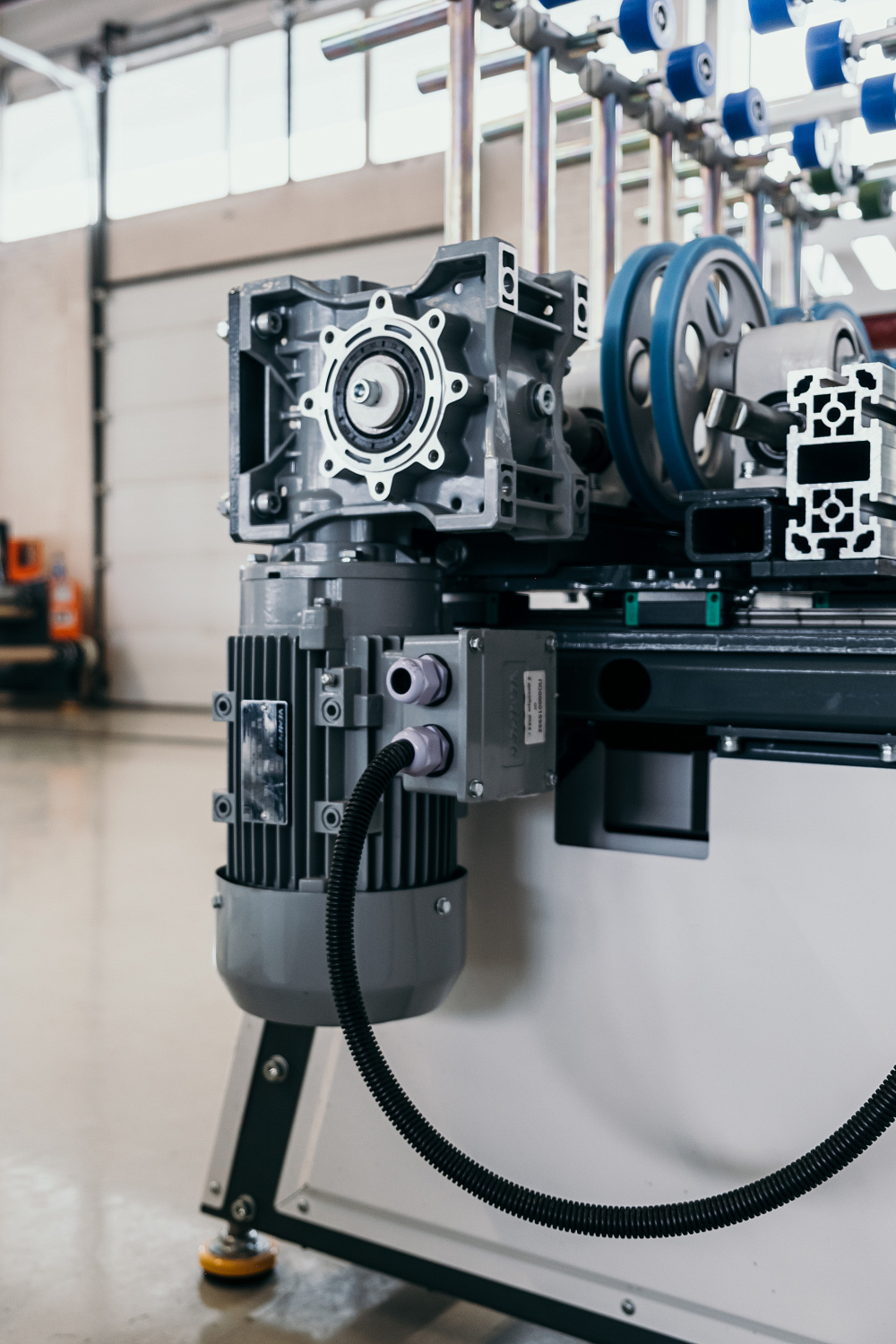 Станок окутывания профильных погонажных изделий DITEC Line 6000/А PUR