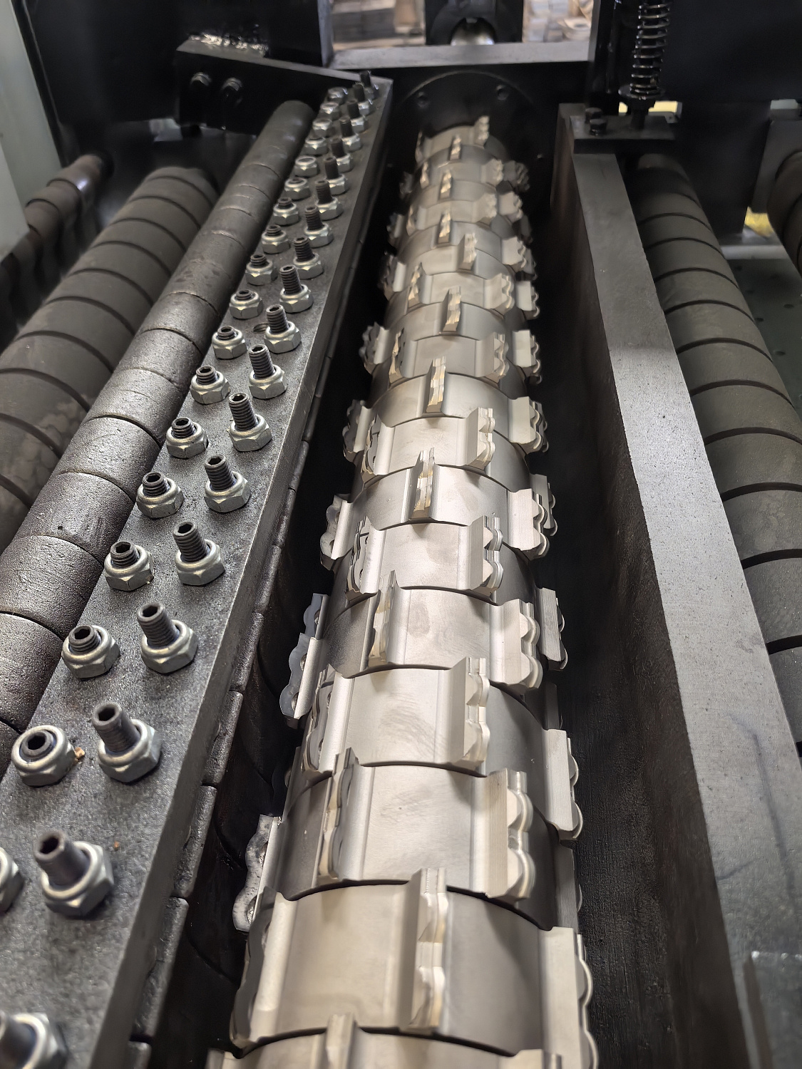 Рельефно-профилирующие станки