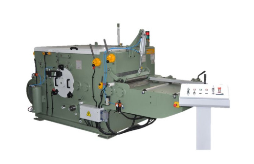 Одновальные многопильные станки с вальцовой подачей UDKM