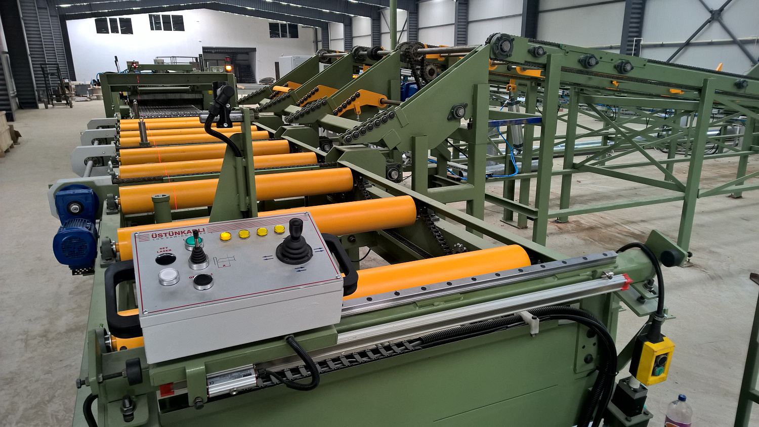 Кромкообрезные станки UDKY