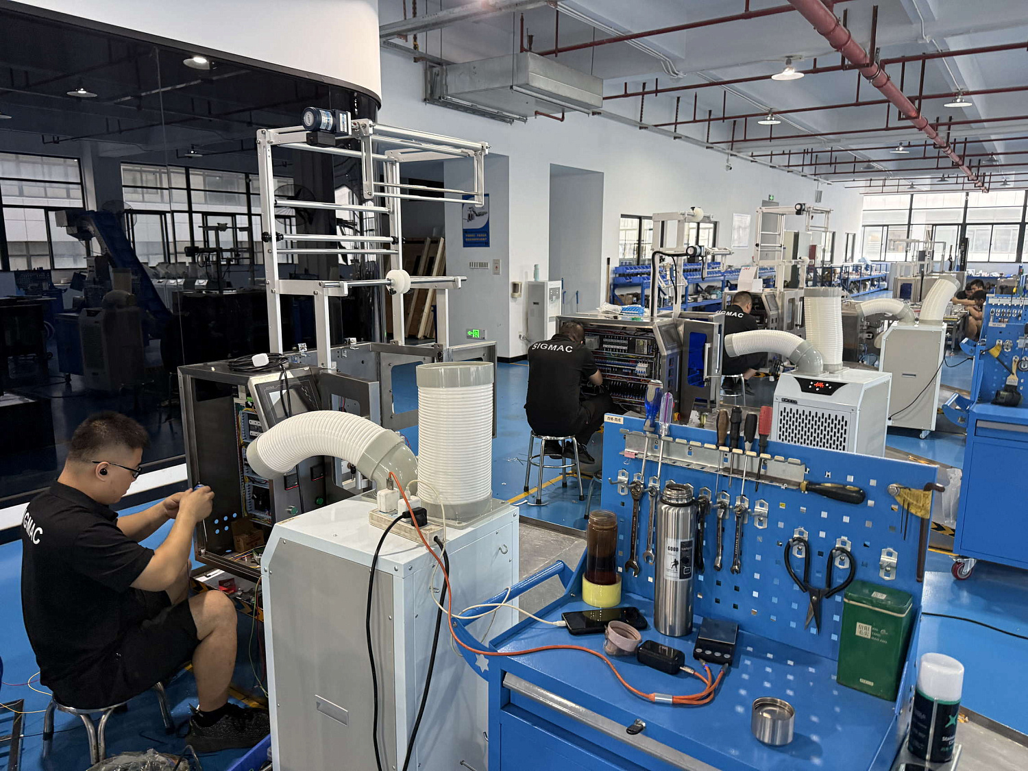 Автоматическая линия для упаковки  фурнитуры